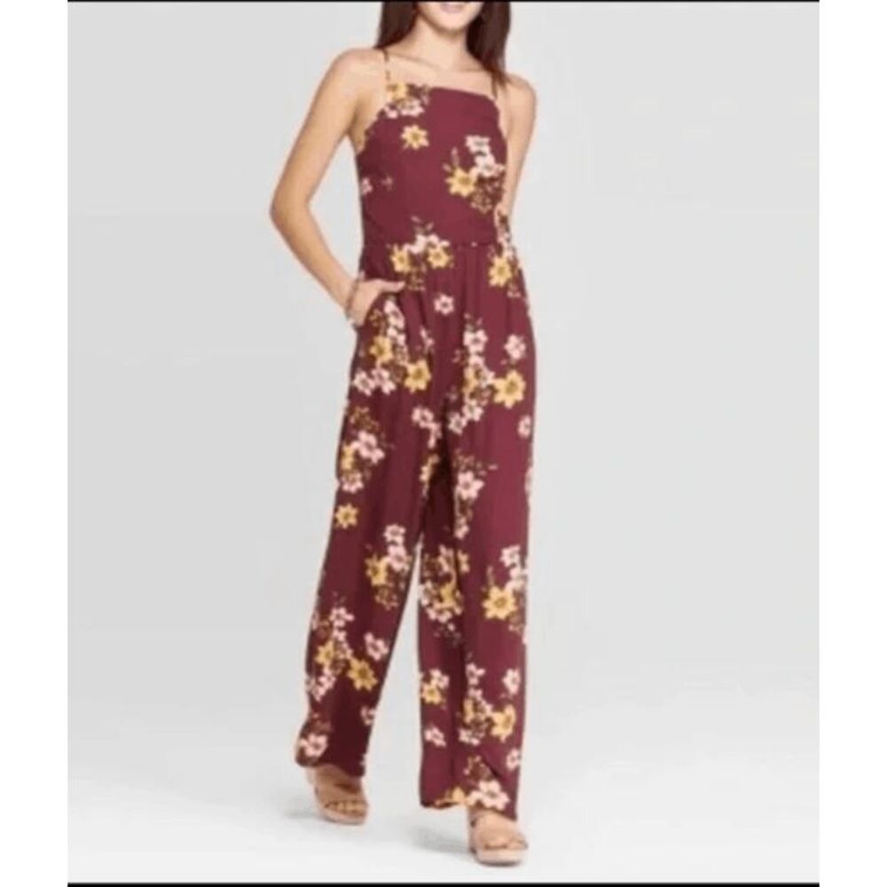 Xhilaration NWT Square Neck Floral Jumpsuit Maroon, Sz XS, MSRP $30